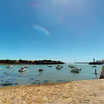 Дом отдыха Fleur De Sel Сен-Жиль-Круа-де-Ви